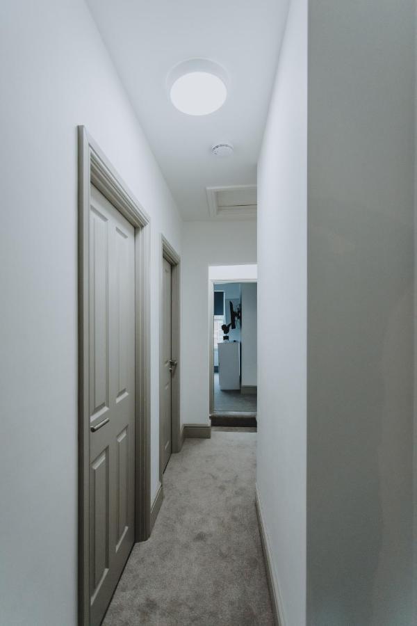 Townhouse House Ideal Contractors In Регби Экстерьер фото
